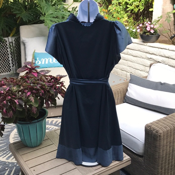 BCBG BLUE SILK DRESS WITH BELT - Picture 2 of 4